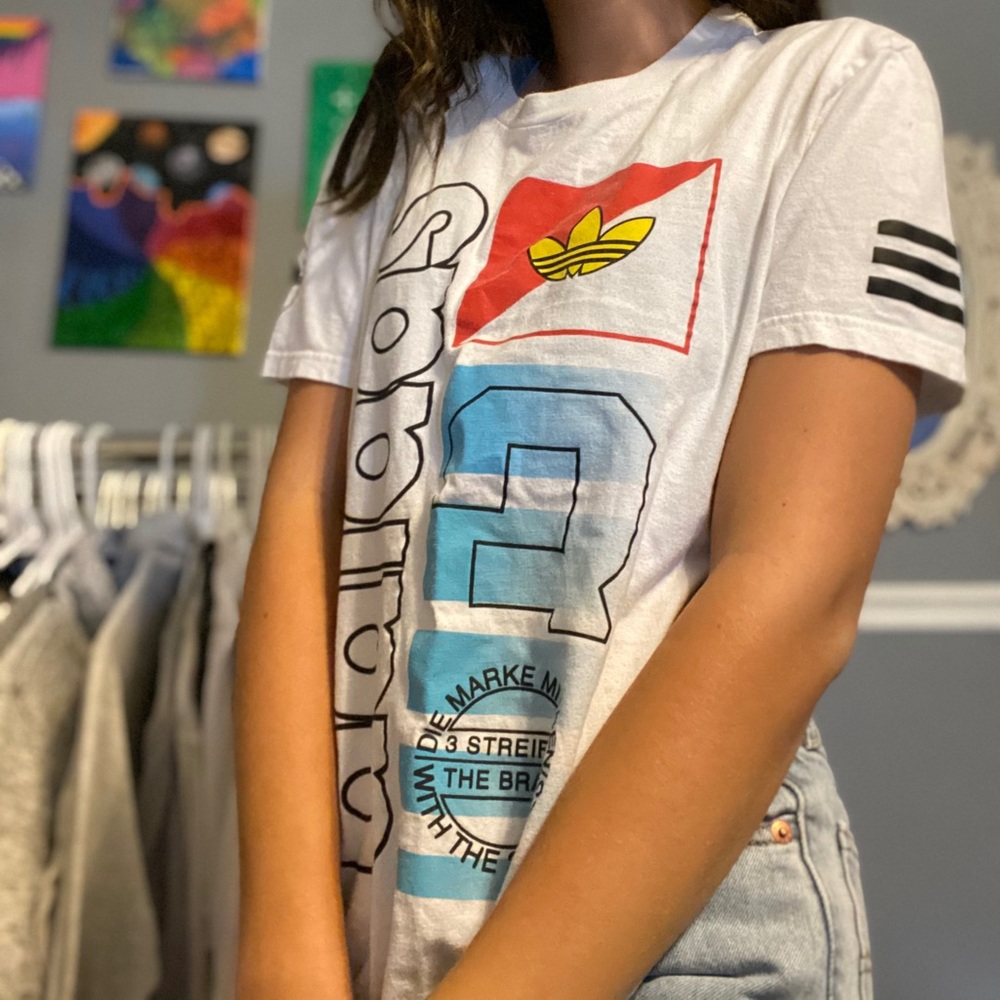 💚oversized adidas tee